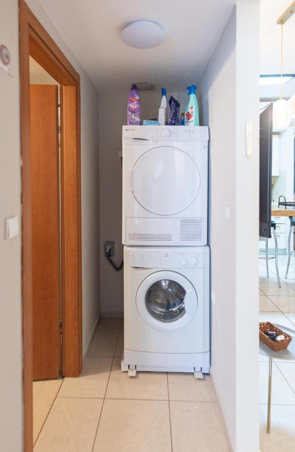Mahane Yehuda Market Apartment Jerusalem Exterior photo